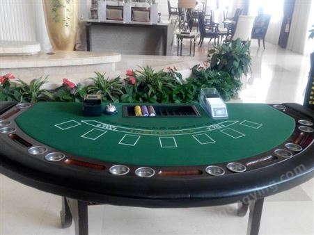 拉斯维加斯游戏桌租赁 德州扑克桌 大小点 俄罗斯转盘桌